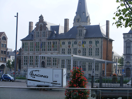Image5_stadhuis-st-niklaas.png